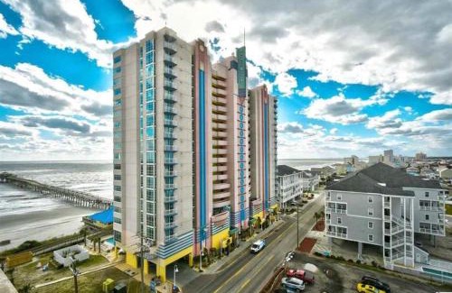 Cherry Grove Beach Apartment | Oceanfront Prince Resort 701: Ideal for Your Beach Getaway