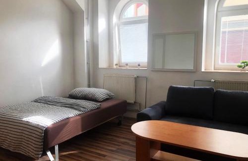 Usti nad Labem Apartment | Budget-Friendly Stay at Apartmán Čajkovského with Breakfast