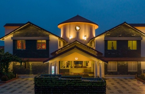 Chotila Villa | Prabhu Farms & Resorts By King's Kraft