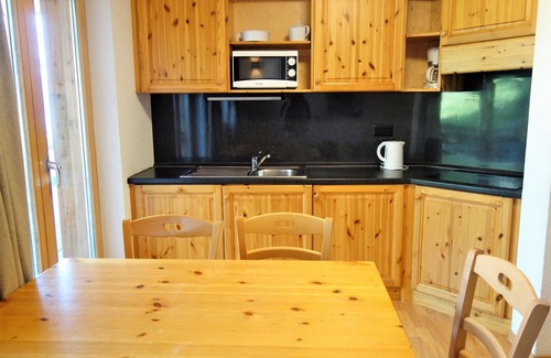 Saint-Pierre-de-Clages Apartment | Unforgettable Outdoor Fun at Pracondu 2 303 - Top Rated Stay