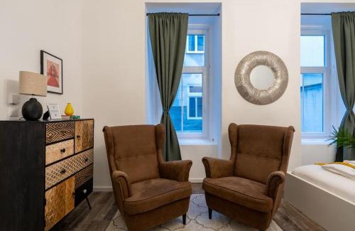 Weißgerber Apartment | Practical 1BR Flat Near Center - Child Friendly Stay