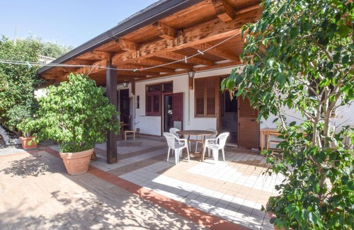 Praia a Mare Apartment | Inviting Apartment with Terrace, Pool & Family-Friendly Amenities