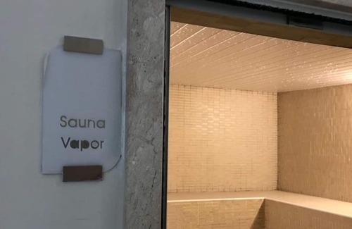 Caminho das Arvores Apartment | Practical Apartment in Great Condo - SSA005