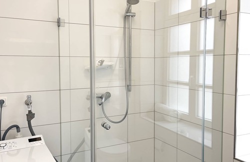 Stolberg Apartment | Modern Comfort for Business Travelers in Aachen