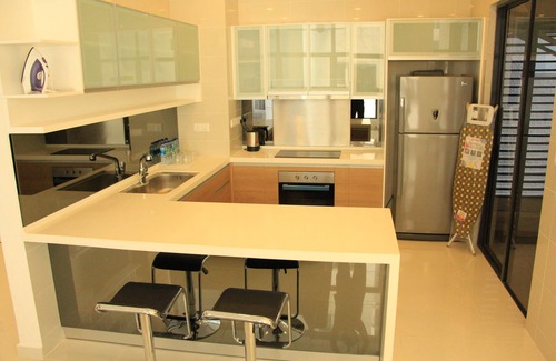 Kuala Lumpur City Centre Apartment | Convenient Stay for Business Trips at Mirage Hotel