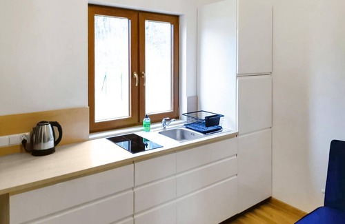 Choczewo House | Family-Friendly Cottage with Lake View near Choczewskie