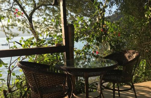 Ilha Grande Apartment | Oceanfront Praia Comprida Flats with Family-Friendly Amenities