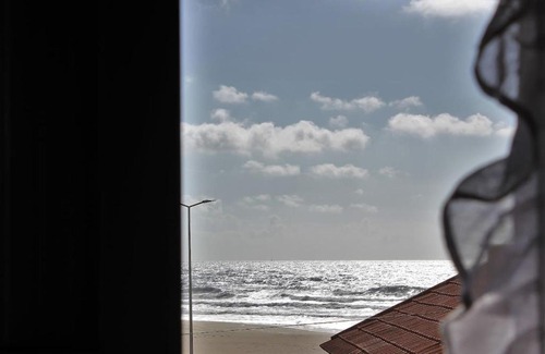 Torreira Apartment | Oceanfront Bliss at Praia da Torreira à Vista