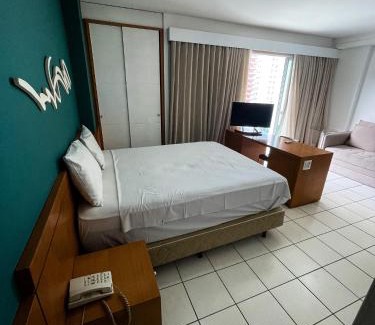 Praia do Canto Apartment | Oceanfront Bliss at Praia do Canto Apart Hotel, Apt 405