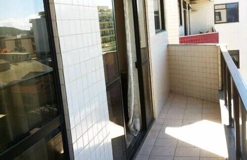 Centro Apartment | Beachfront Bliss at Praia do Forte with BBQ & Ocean Views