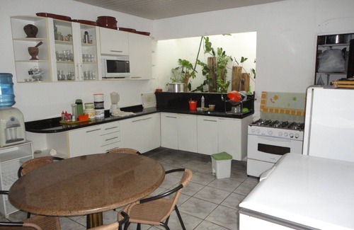 Praia do Frances House | Family-Friendly Retreat at Praia do Francês - Pet Friendly!