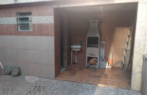 Aviacao House | Praia Grande - excellent location 30 m from the beach. Close to shops.