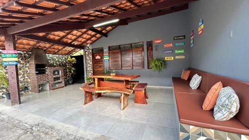 Barra Mar Apartment | Beachfront Fun with Pool Access for Your Getaway Retreat