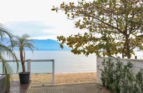 Florianopolis House | Exclusive Beachfront Escape at Praia por do Sol