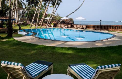 Dona Paula Resort | Beachfront Retreat at Prainha Resort By The Sea