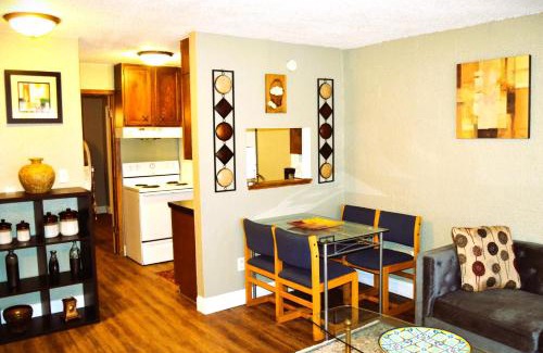 Grand Forks Apartment | Cozy Prairie Comfort: Family-Friendly Retreat Awaits You