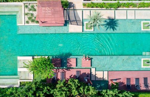 Pak Nam Pran Resort | Pranaluxe Villa: 4 Bedrooms, Pool & Hot Tub Retreat