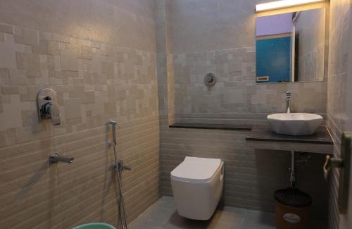 Vaniyambadi Hotel | Pranav Residency