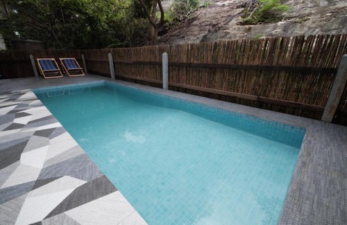 Pak Nam Pran House | Beachfront Retreat at Pranburi Beach Cottage, 4-Star Stay