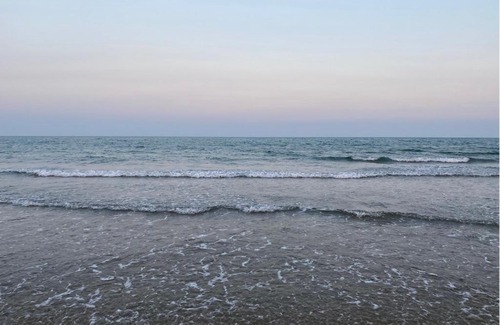 Pak Nam Pran House | Beachfront Retreat at Pranburi Beach Cottage, 4-Star Stay