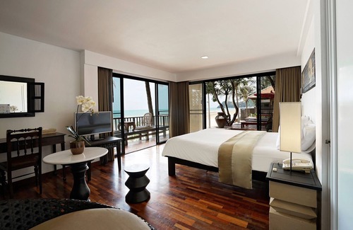 Pak Nam Pran Hotel | Discover Praseban Resort: A 4-Star Retreat with Pool & Spa