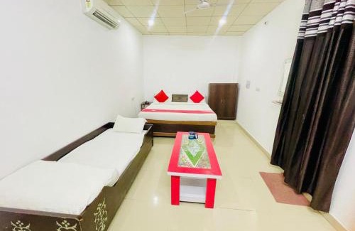Bharatpur House | Pratap plaza guest house