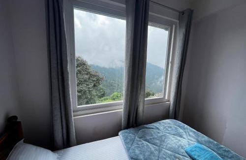 Darjeeling House | Cozy Pratha Homestay: Pet & Child Friendly Retreat