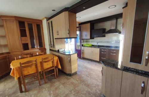 Maceira Apartment | Family-Friendly Stays at Praza do Concello The Way