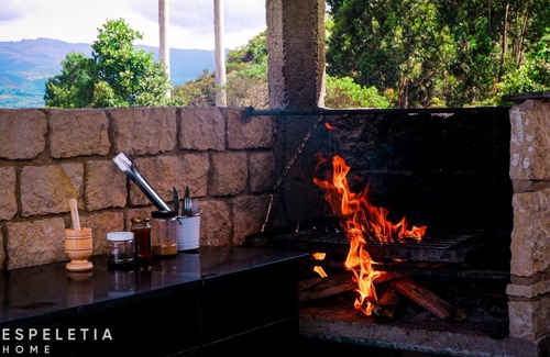 Guasca Cabin | Cozy Mountain Cabin with Game Room and Breakfast Included