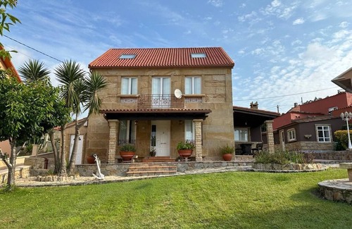 Muros Ski Chalet | Charming Stone House Steps from Muros - Pet & Child Friendly