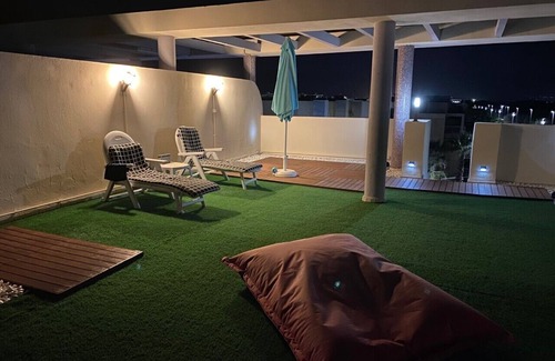 Xeraco Beach Apartment | Seaside Penthouse with Pool & Ocean View, Steps from Beach