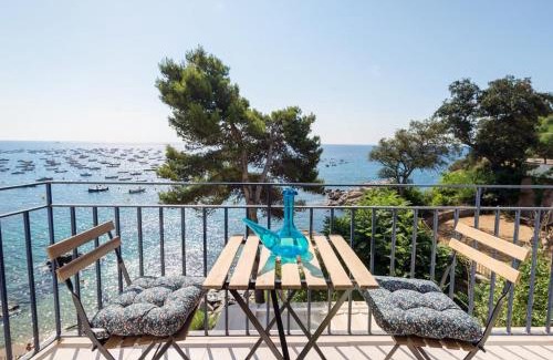 Calella de Palafrugell Apartment | Beautiful Oceanfront Apartment in Calella de Palafrugell