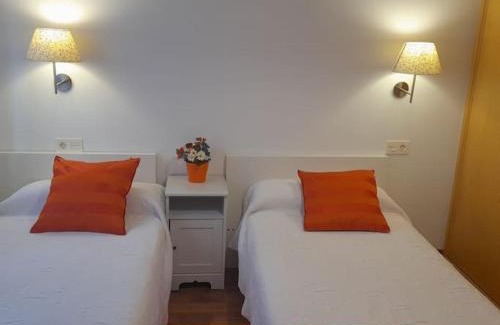 Carrena Apartment | Inviting Apartment Near Breathtaking Mountains and Beaches