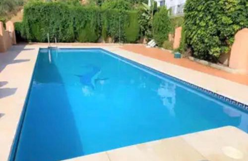 Alcaucin Apartment | Beautiful Apartment in Residential Complex with Pool Access