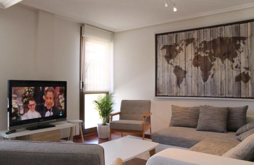 Ezcaray Apartment | Central Apartment Ideal for Families - Rated 9.1/10