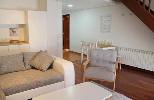 Ezcaray Apartment | Central Apartment Ideal for Families - Rated 9.1/10