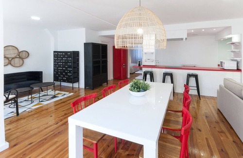 Gandia Apartment | Elegant Apartment in the Heart of the City Awaits You