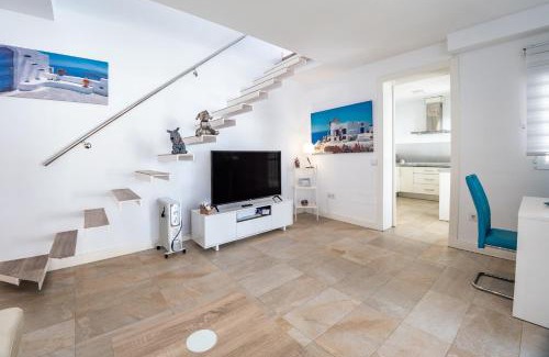 Punta Umbria House | Beachfront Chalet with Ocean Views and High Guest Ratings
