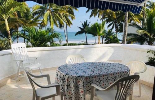 Same Apartment | Cozy Retreat Steps from the Beach at Club Casablanca