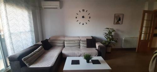 Santa Coloma de Cervello Apartment | Elegant Precioso Piso Barcelona - Family-Friendly Retreat