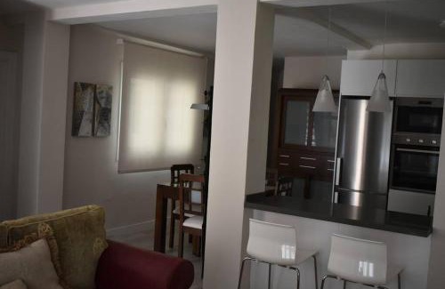 Almeria Centro Apartment | Discover Almería Centro: Family-Friendly Stay with Free Parking