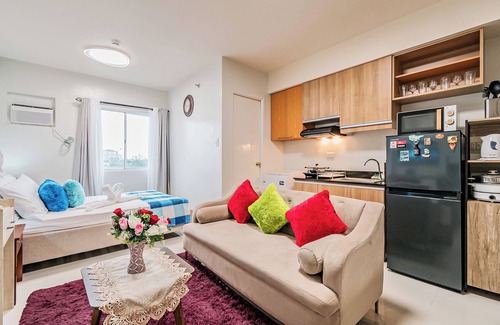 San Dionisio Apartment | Precious Florannjoe Chic New Studio with Best Care