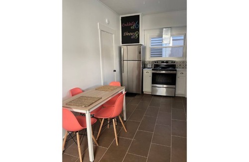 New Albany House | Gorgeous Precious Peach - 2BR Boho Home with Fire Pit!
