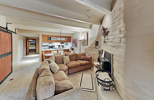Taos Ski Valley Apartment | Family-Friendly Retreat at Predock 1A for Memorable Stays