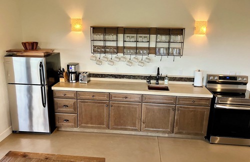 San Luis Obispo House | Unmatched Views and Top-Rated Amenities in SLO