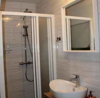 Preila Apartment | Discover Preilos Vėtra 1: Family-Friendly Retreat