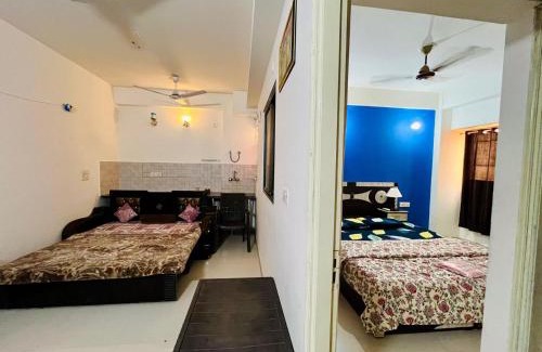 Vrindavan Apartment | Premanand mharaj ji marg Vrindavan Dham