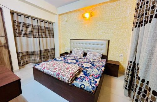Vrindavan Apartment | Premanand mharaj ji marg Vrindavan Dham