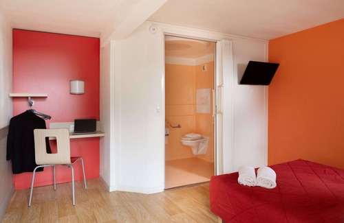 La Ville-du-Bois Hotel | Budget-Friendly Stay at Première Classe La Ville-Du-Bois