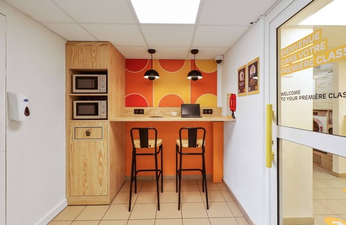 Noyelles-Godault Hotel | Budget-Friendly Première Classe Lille Sud with Breakfast & Kitchen